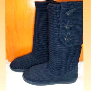 BearPaw Sweater Boot Black Size 9